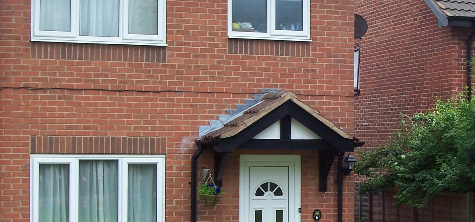 Lean-To Cricklewood
