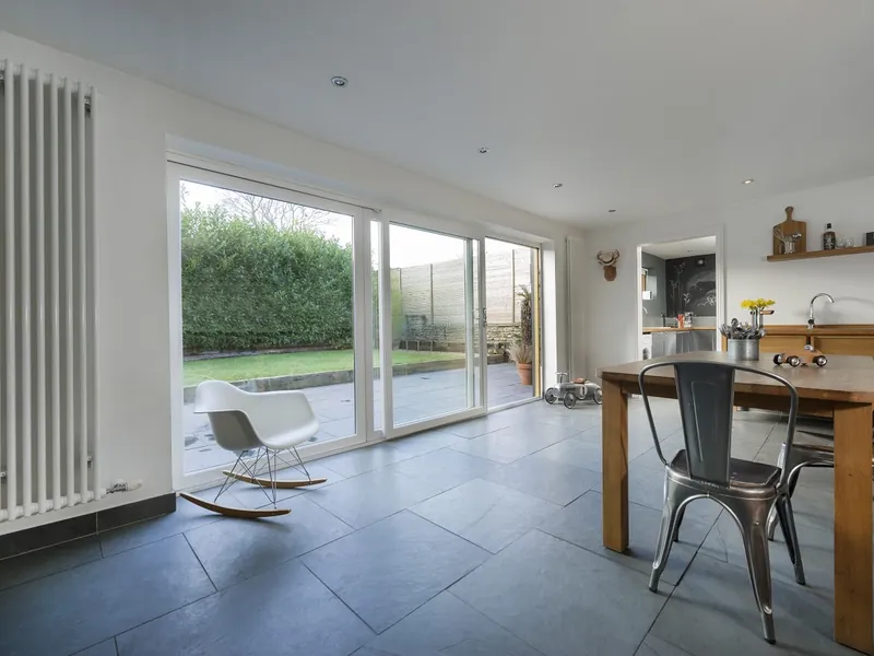 Sliding Windows Cricklewood